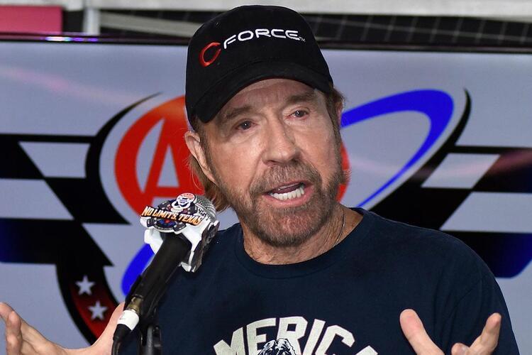 Умер Чак Норрис – знаменитый актёр и чемпион мира по карате