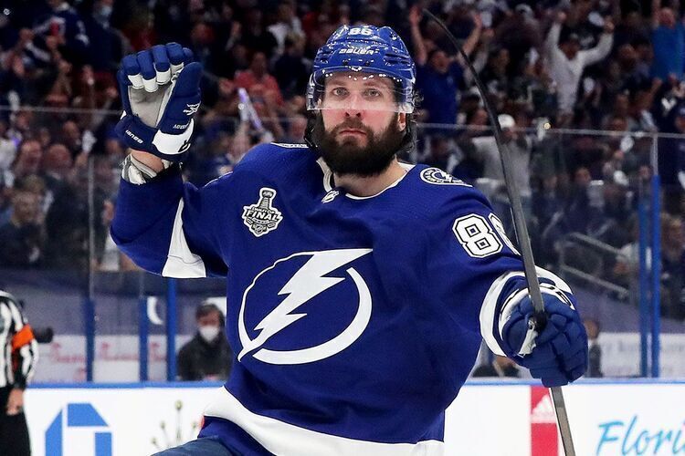 Две передачи Кучерова и 24 сэйва Василевского помогли «Тампа-Бэй» обыграть «Детройт»