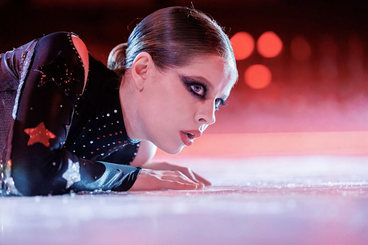 Много секса, мало спорта: рецензия на новый сериал Okko о фигурном катании