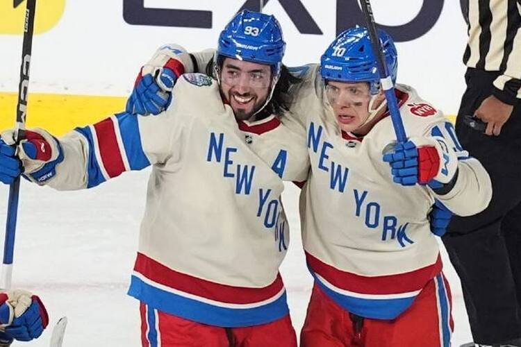 НХЛ сломала систему – провела в Майами матч на открытом воздухе! Швед сделал хет-трик, а Панарин – дубль