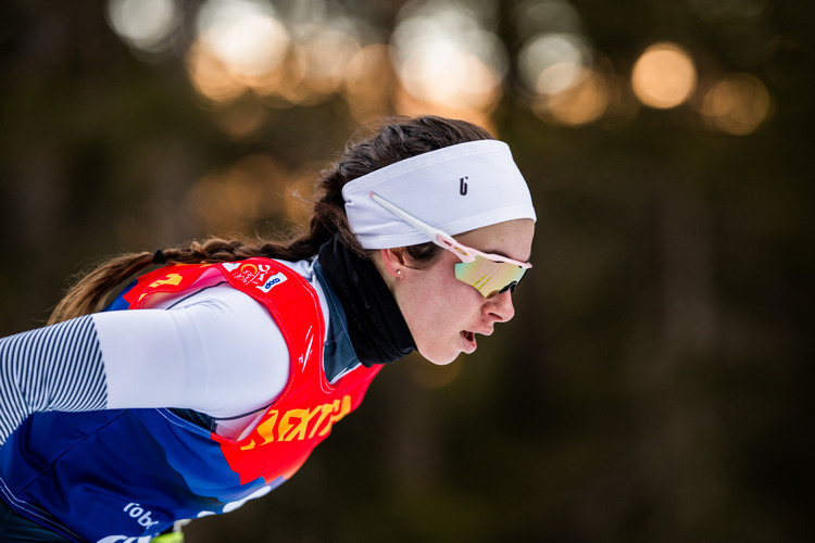 Непряева дисквалифицирована с марафона ОИ за использование чужих лыж