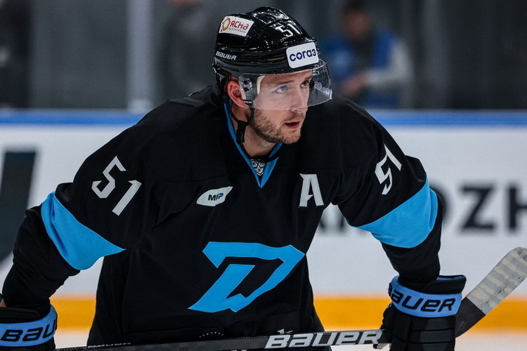 Последний день дедлайна в КХЛ: СКА обменял Локтионова в «Сибирь», Спунер перейдет в минское «Динамо»