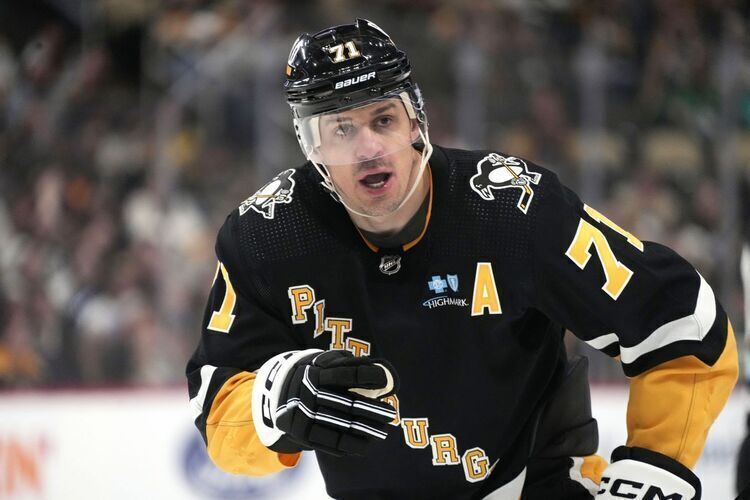 «Питтсбург» обыграл «Тампа-Бэй» благодаря дублю и передаче Малкина