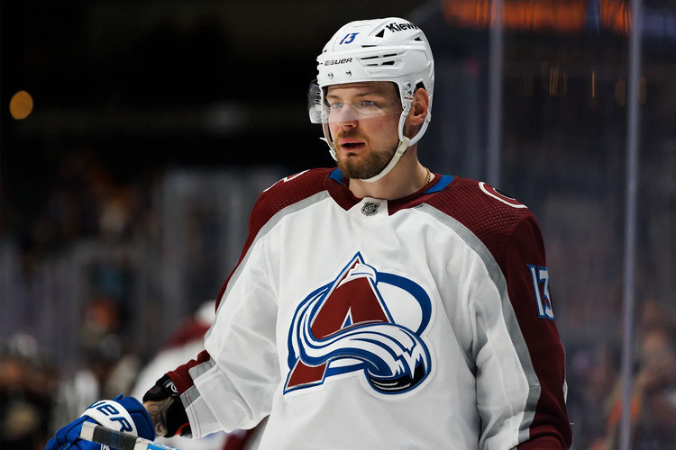 Ничушкин забил первый гол после травмы. Его «Колорадо» проиграл «Нью-Йорк Айлендерс»