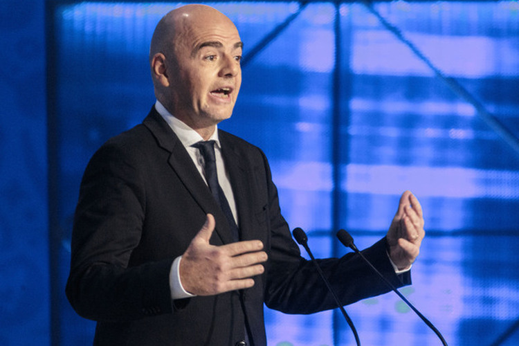 Инфантино предложил членам ФИФА 40 млн долларов за поддержку продажи прав на ЧМ 