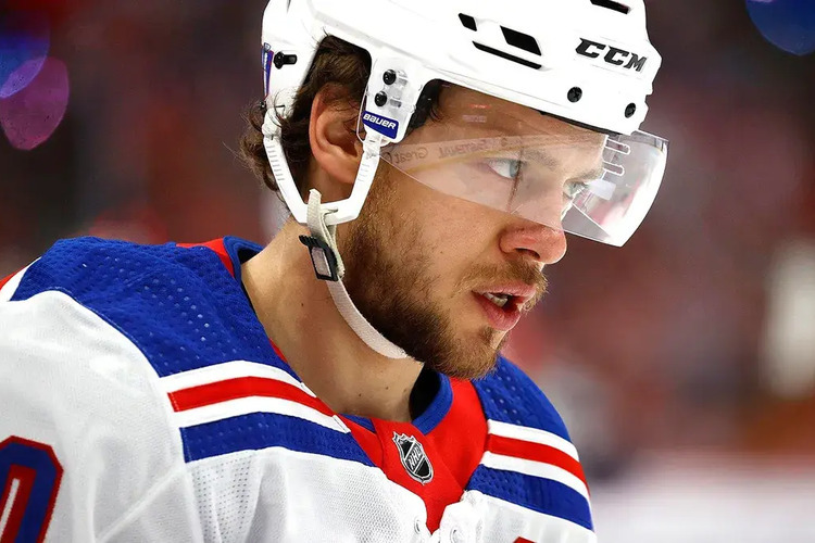 Назван клуб, который мог сделать Панарина самым высокооплачиваемым в НХЛ 