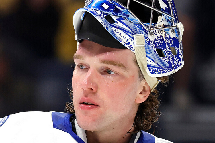 Василевский – шестой вратарь в истории НХЛ с 20 победами в десяти регулярных чемпионатах 