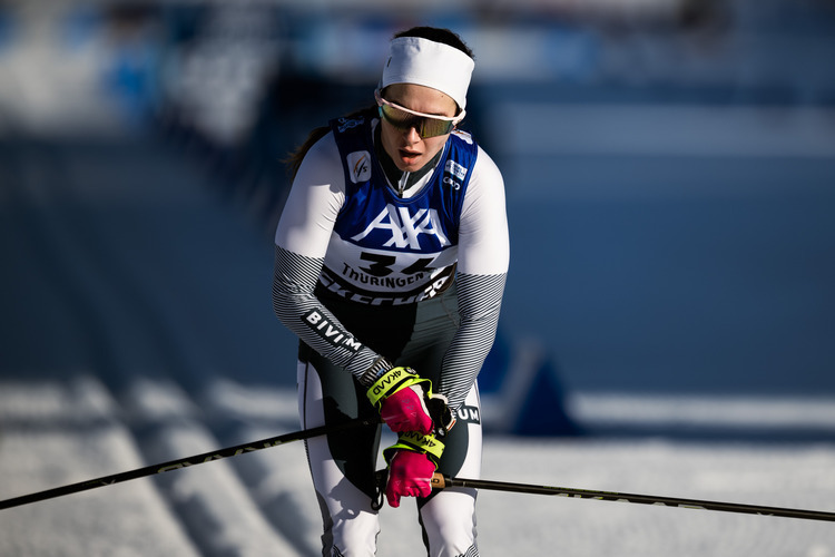 Непряева пришла 11-й в марафоне на чужих лыжах. Это её лучший результат на Играх