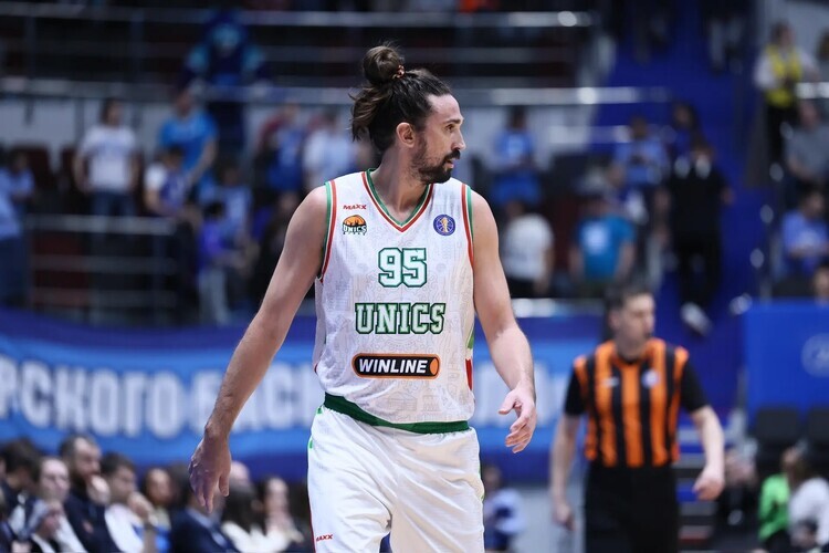 УНИКС обыграл «Енисей» благодаря решающим попаданиям Шведа и Захарова