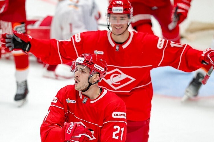 Безумие в Новосибирске: «Спартак» отыгрался с 0:4 и забил два гола на последней минуте