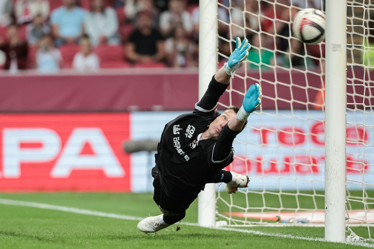 Вратарь «Рубина» Нигматуллин рассказал, как он готовится к серии пенальти