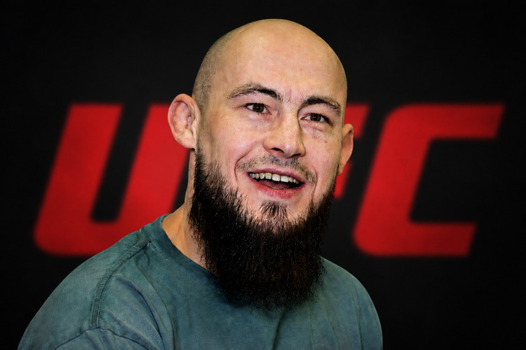 «Главное, что за это платят деньги». Первый татарин в UFC отправился в лигу к Кадырову