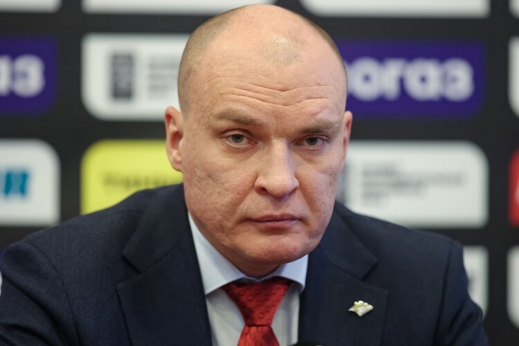 Топ-10 событий КХЛ: рекордный матч Квартальнова, продление Разина, Хо-Сэнг – в «Салавате Юлаеве»