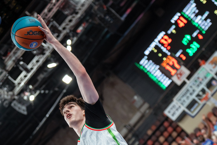 УНИКС сохранил Перасовича и усилился игроками из Евролиги. Ждать чемпионства?