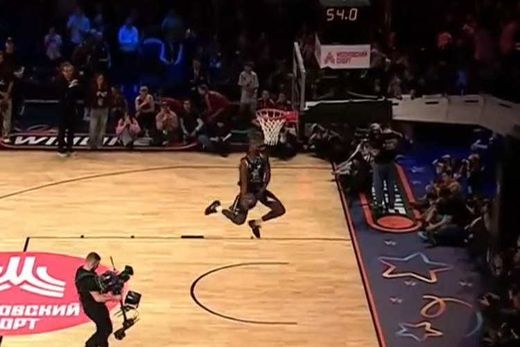 Новичок УНИКСа устроил шоу на Матче звёзд. С такими данками он мог бы победить в НБА!
