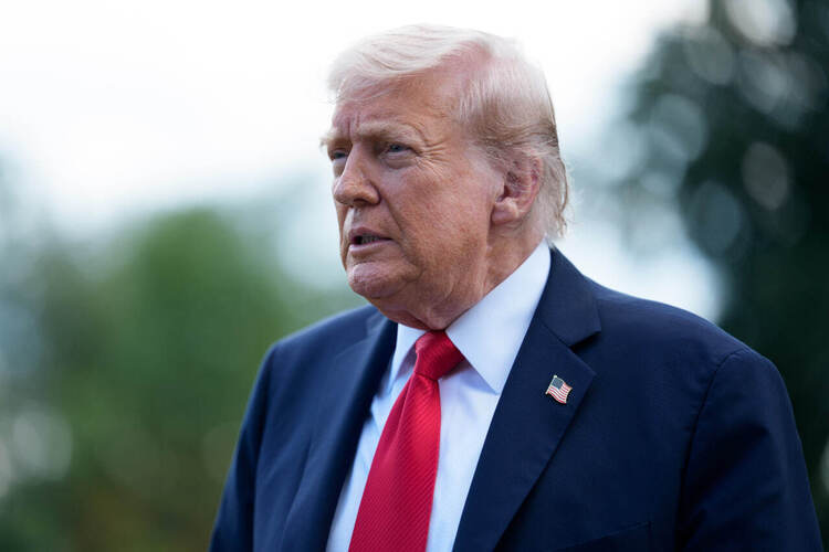 Дональд Трамп: «Не считаю, что сборной Ирана уместно быть на ЧМ по футболу»