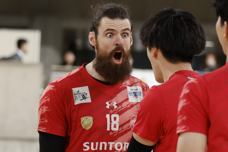 «Сантори» без Мусэрского и с Клюкой в диагонали сенсационно вылетел из Кубка императора