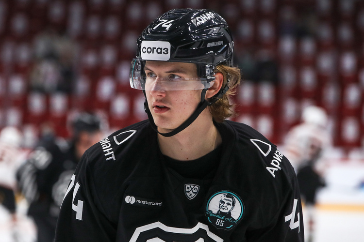 Кравцов – в «Тракторе», Лайпсик выбрал СКА, а не «Нефтехимик». Таблица переходов КХЛ