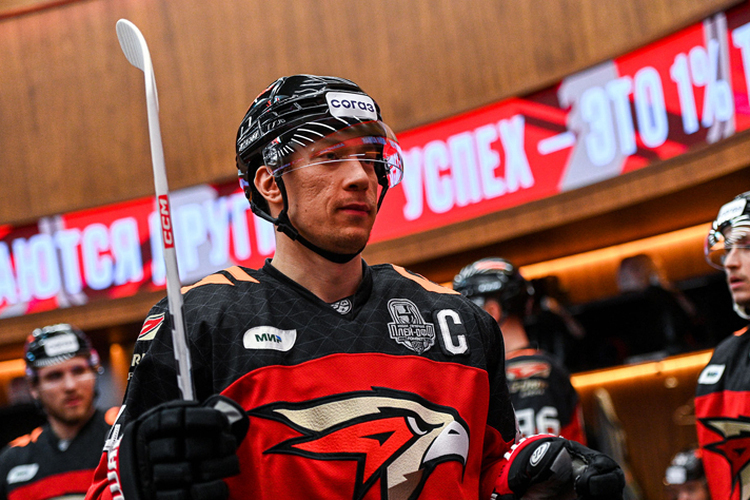 Шарипзянов повторил рекорд Ли по очкам для защитников за одну регулярку