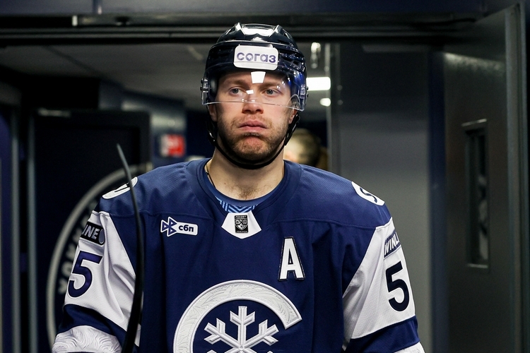 Топ-10 событий КХЛ: увольнение Кудашова, кошмар «Сибири», хет-трик Миллера