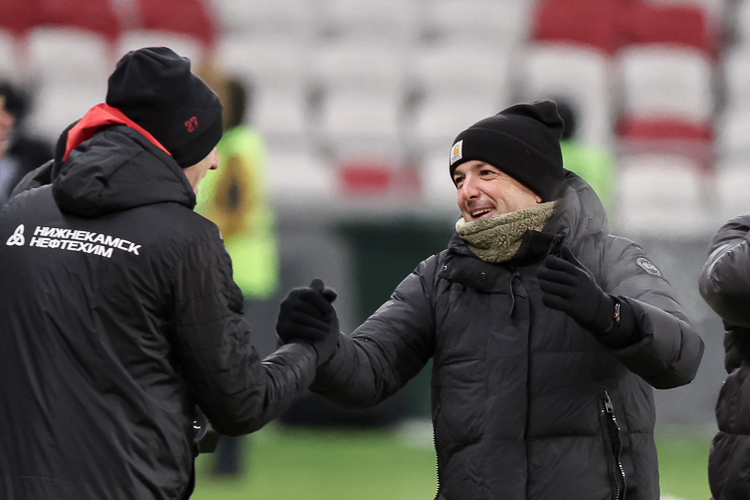 Сенсация тура: «Рубин» обыграл чемпиона в морозном матче!