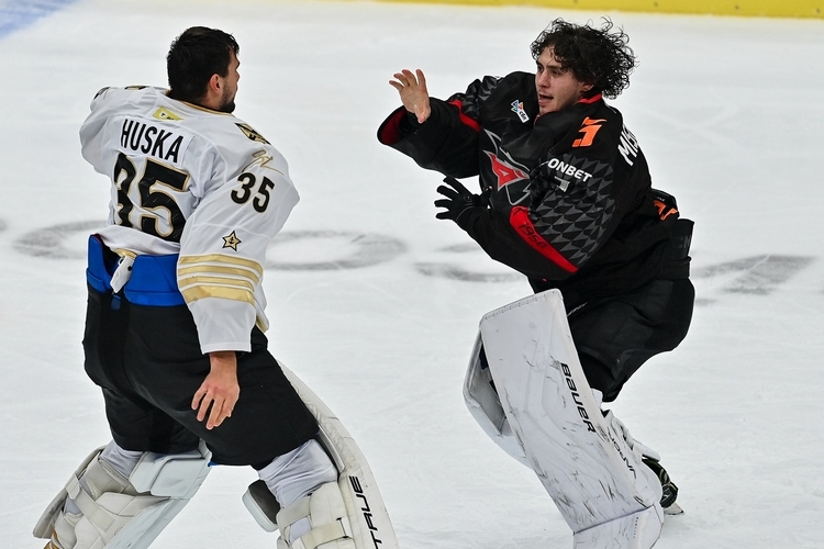 Топ-10 событий недели КХЛ: новый клуб Кузнецова, вратарская драка, двойной удар по Ларионову