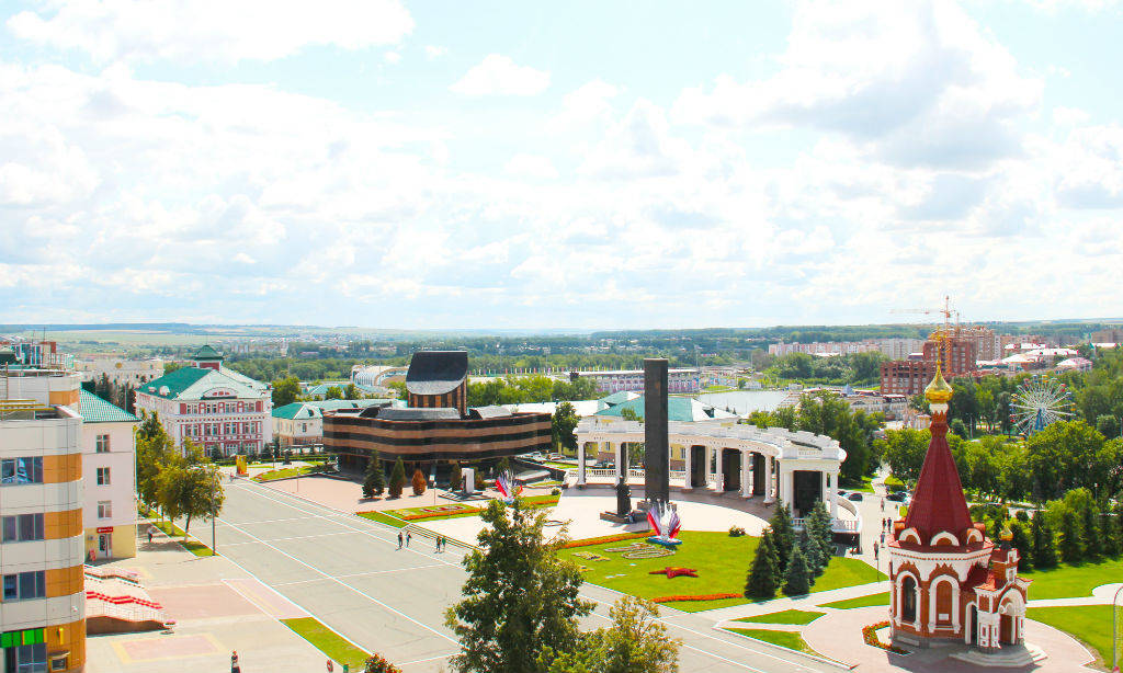 Советская саранск. Советская площадь Саранск. Советская площадь город Саранск. Саранск Центральная площадь. Главная улица в Саранске площадь.