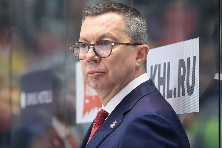 Илья Воробьёв считает, что у «Ак Барса» сильнее защита, а у «Металлурга» – тренер