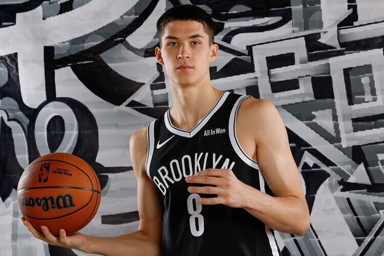 Дёмин стал самым результативным игроком «Бруклина» в игре против «Филадельфии»