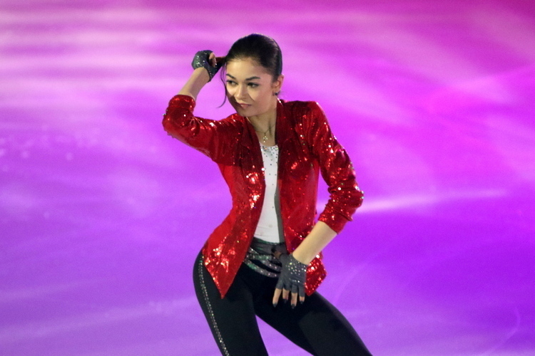 Фигурное катание пробило изоляцию: Петросян и Гумменик отобрались на Олимпиаду