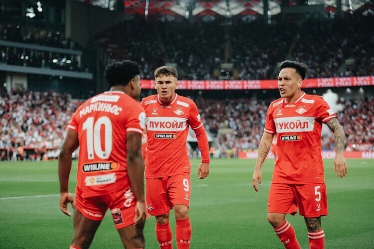 «Может, им в церковь сходить?» «Спартак» в кризисе перед матчем с «Рубином»