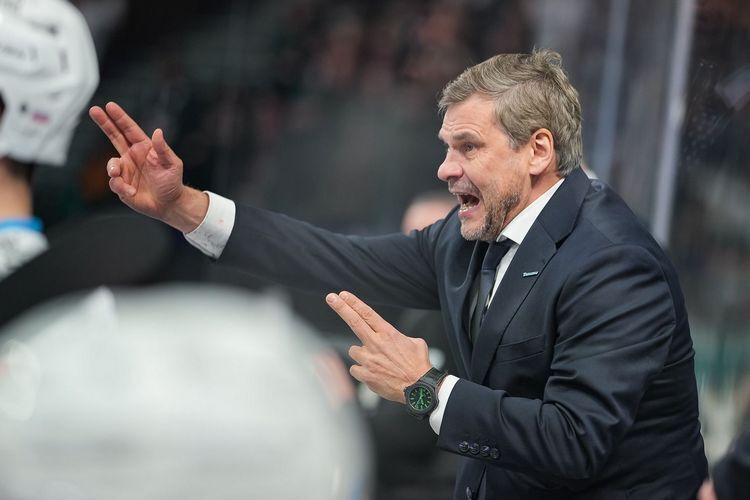 «Казань в моем сердце». «Ак Барс» против Квартальнова: пять поражений подряд – на сей раз с семью шайбами